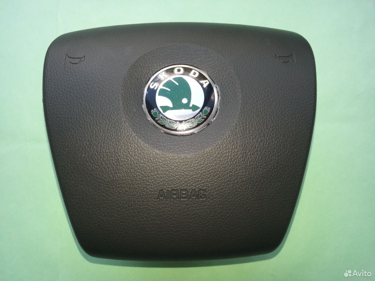 Fabia запчасти. Заглушка крюка Skoda Octavia a5.
