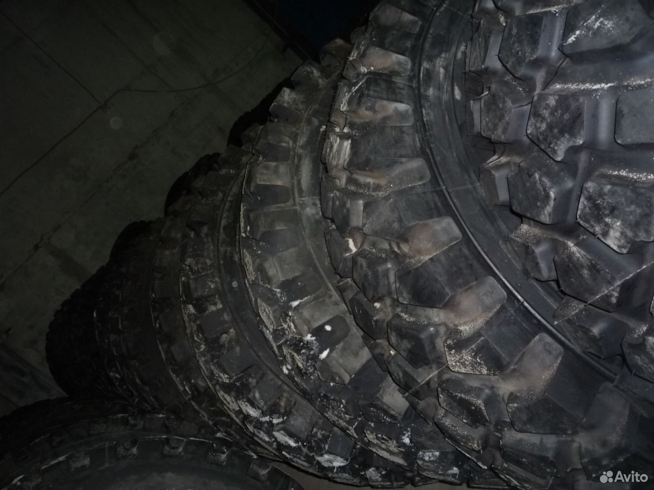 Шины 100 т. Шина 395/85 r20. Michelin 395/85 r20 XZL аналоги. 5 Диски Jansa — односкатная ошиновка 395/85r20 резина вездеходная. 395/85r20 Michelin Новосибирск.