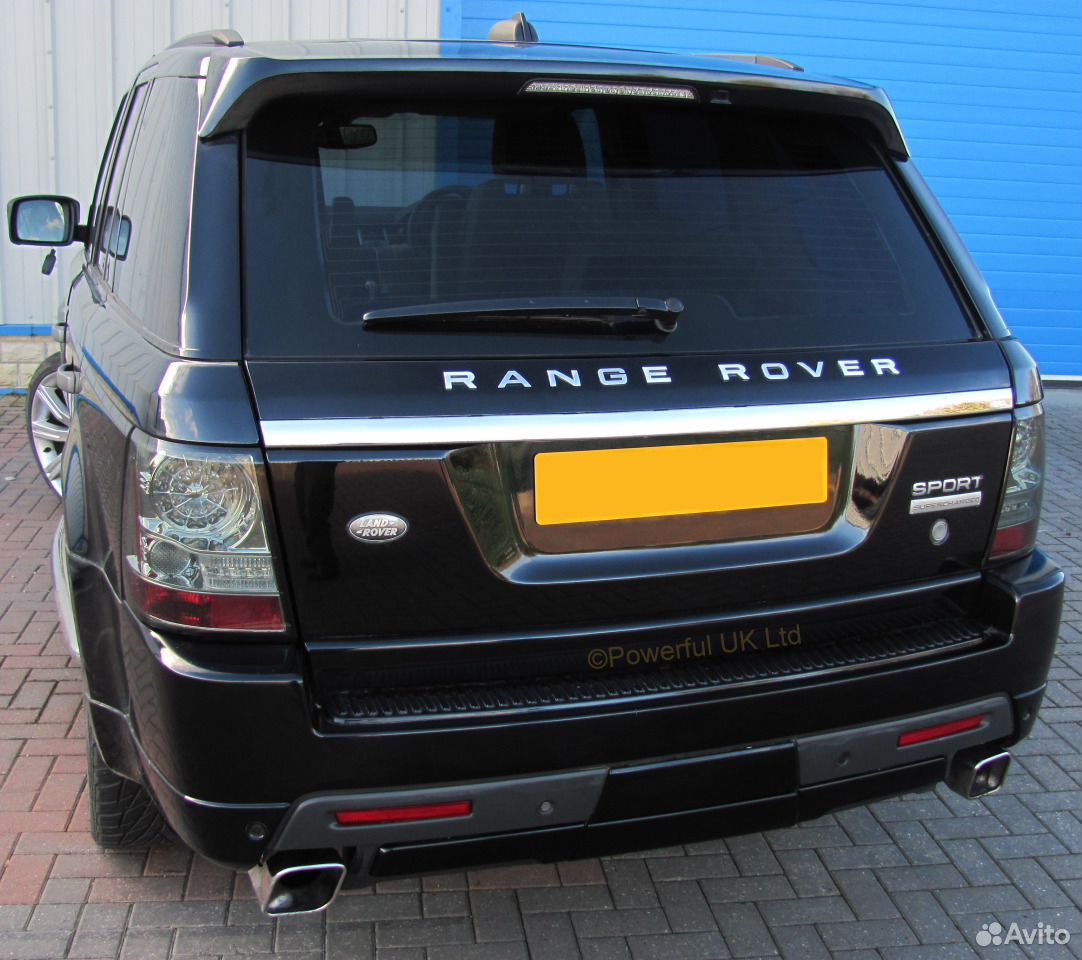 Rover sport дверь. Range Rover Sport l320. Спойлер крышки багажника range Rover Sport l320. Range Rover Sport l320 багажник. Land Rover range Rover Sport 2012.