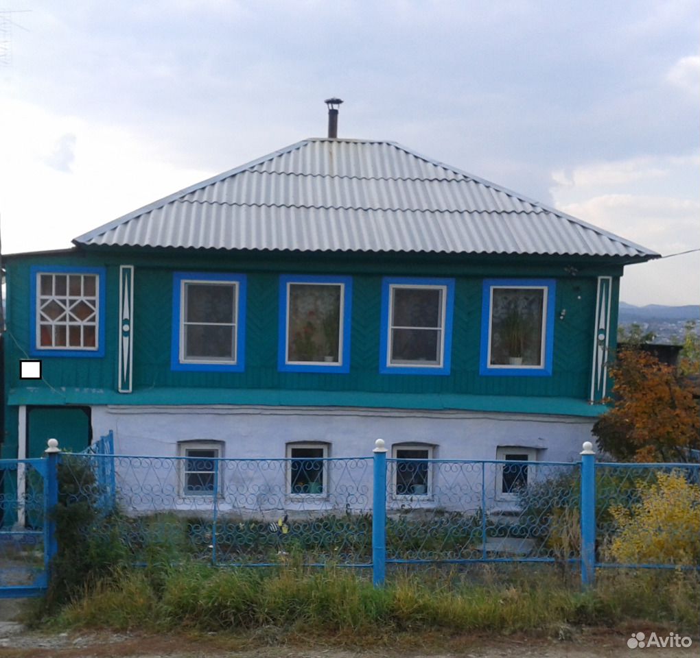 Недвижимость миасс. Дом в Миассе. Красивый дом Миасс. Дом Старая часть города Миасс. Миасс дома Южный район.