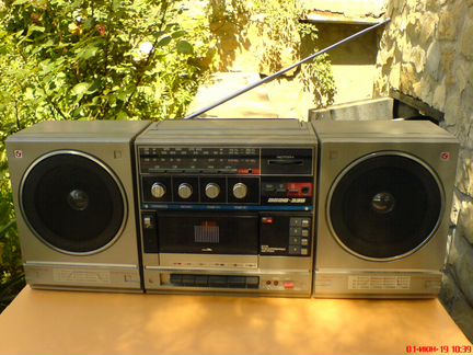 Магнитола Вега-335-стерео