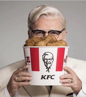 Работник ресторана KFC