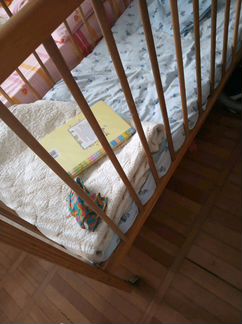 Кроватка детская с ватным матрасиком