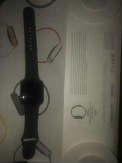 Продам Apple Watch 4