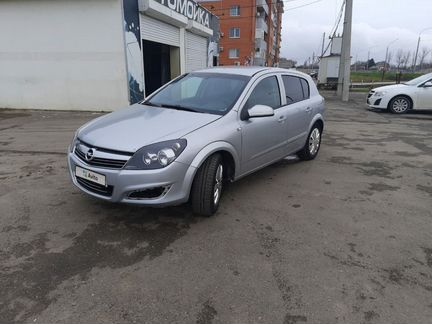 Opel Astra 1.8 МТ, 2008, 90 000 км