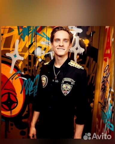 Фокусник-иллюзионист Олег Проскалович