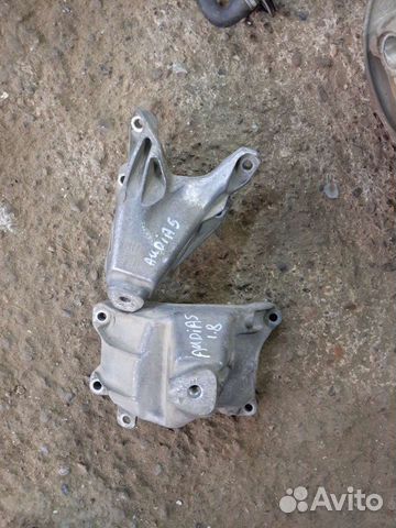 Audi a5 8t кронштейн двс