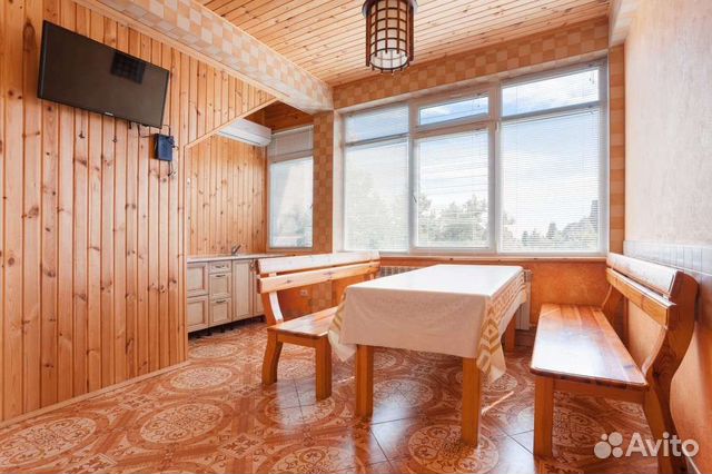 

2-к. квартира, 60 м², 2/3 эт.