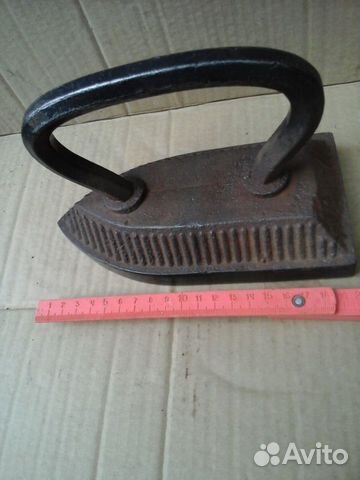 Утюг чугунный старинный