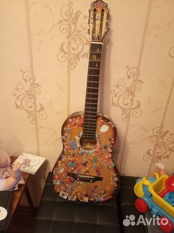 Акустическая гитара