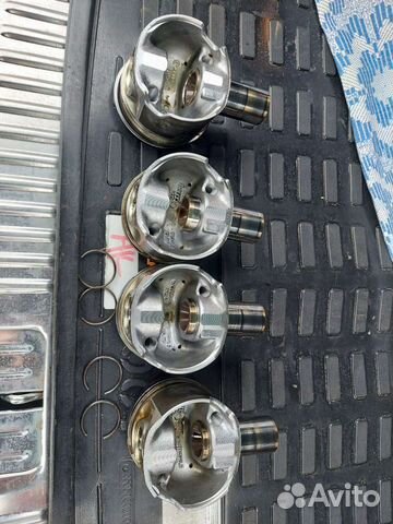 Поршень оригинальный в сборе на Фольксваген Туарег