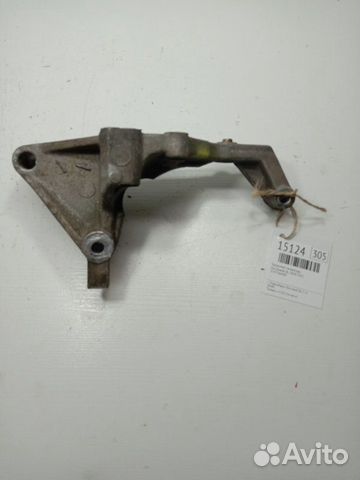 Кронштейн генератора Kia Sorento BL D4CB 2003