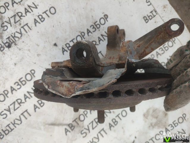 Кулак передний правый Hyundai Elantra XL 1.6 МКПП