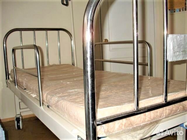 Медицинская кровать для лежачих больных