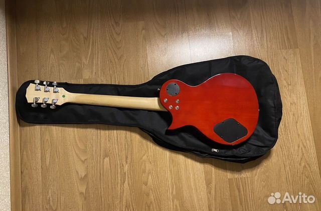 Электрогитара Caraya E-231