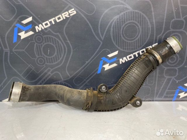 Патрубок интеркулера Volkswagen Passat Variant B6