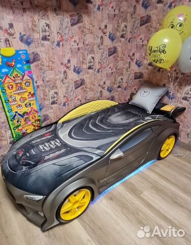 Детская кровать машинка