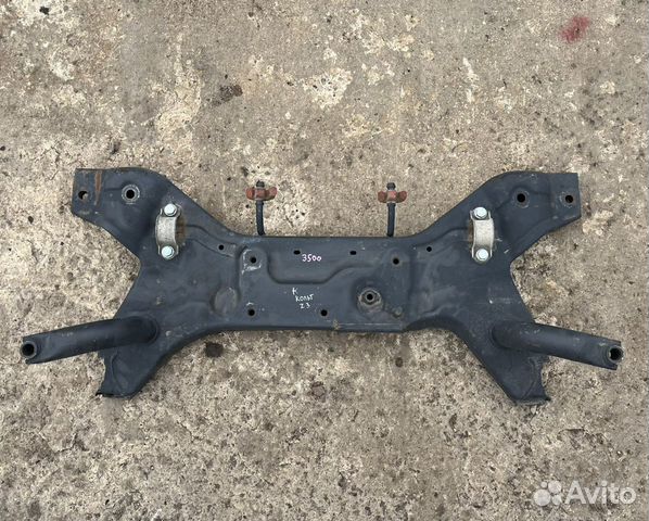 Подрамник передний Mitsubishi Colt z3