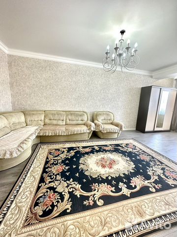 

1-к. квартира, 52 м², 9/10 эт.