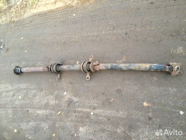 Карданный вал мазда. Бм кардан970014. Передний кардан mazda bongo friendee. Карданный вал мазда. Мазда cx 7 шарнир карданного вала.