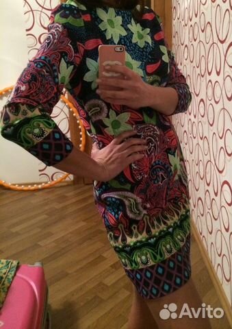 Продается дизайнерское платье