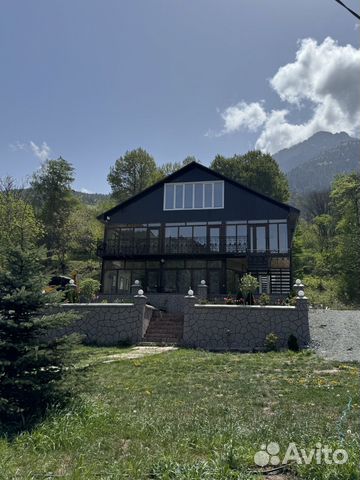 

10-к. и более коттедж, 200 м²