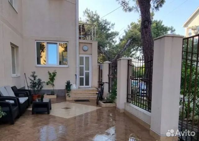 

2-к. квартира, 50 м², 2/3 эт.