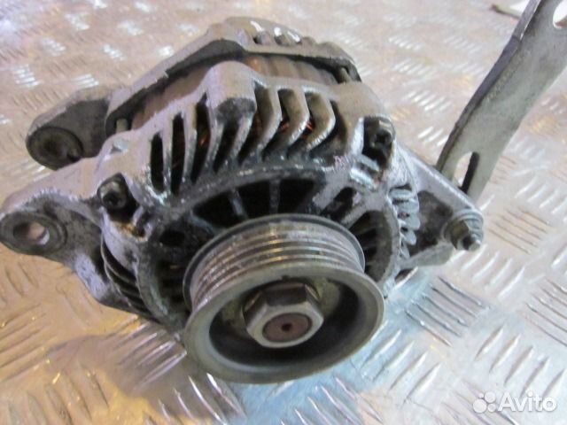 Генератор MN155953 для Митцубиси кольт 6 VI Генератор MN155953 для Митцубиси кольт 6 VI