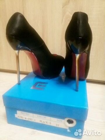 Туфли на металлической шпильке Туфли на металлической шпильке