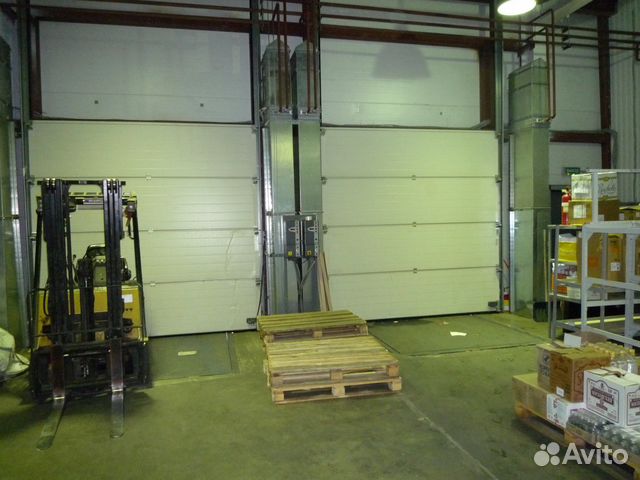 Складское помещение, 1300 м² Складское помещение, 1300 м²