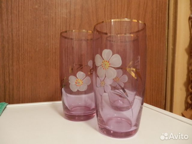 Набор стаканов из цветного стекла— фотография №1