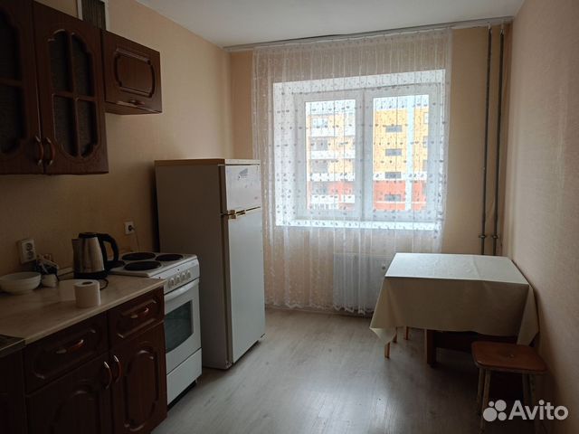 

2-к. квартира, 70 м², 8/10 эт.