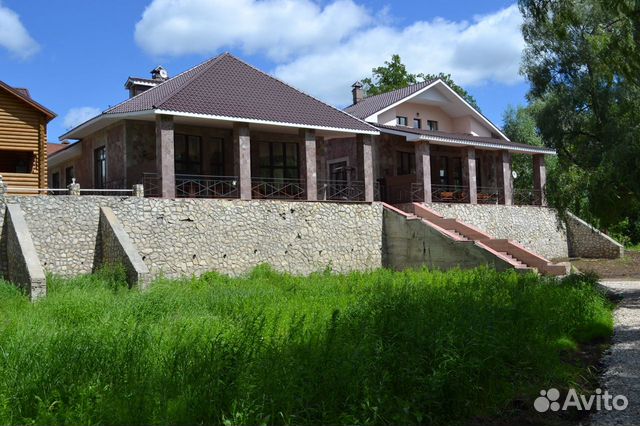 

10-к. и более коттедж, 300 м²