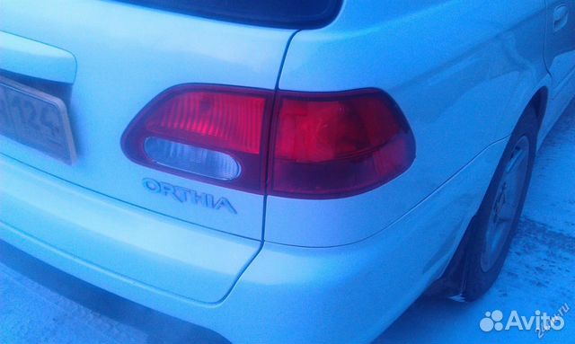 Honda Orthia Задний правый фонарь (стоп-сигнал)