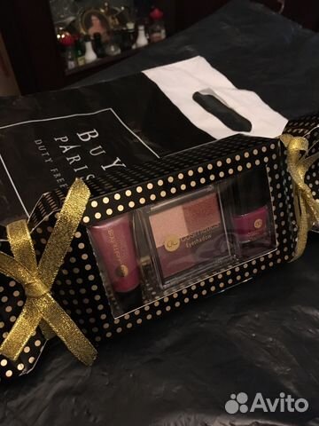 Подарочный косметический набор в форме Конфеты