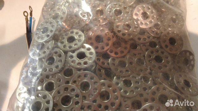 Шпулька и шпульный колпачек (челнок)