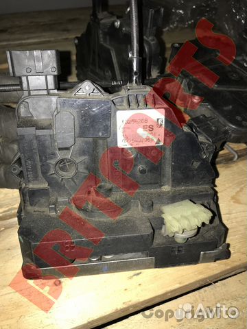 Замок двери задний правый opel corsa d