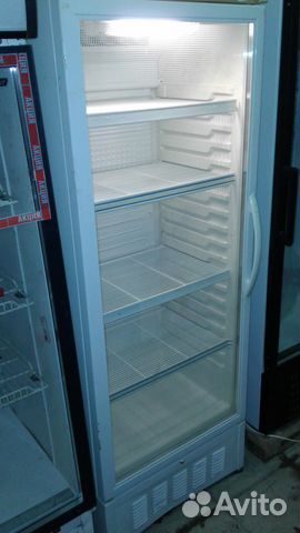 Витринный вертикальный холодильник Атлант б/у
