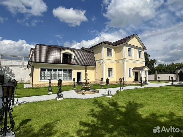 

8-к. дом, 700 м²