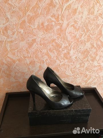 Туфли женские чёрного цвета нат кожа 39р Туфли женские чёрного цвета нат кожа 39р