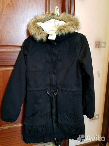 Новая утепленная куртка -парка Adidas р. XS Новая утепленная куртка -парка Adidas р. XS