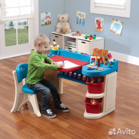 Стол для детской Step2 Studio Art Desk