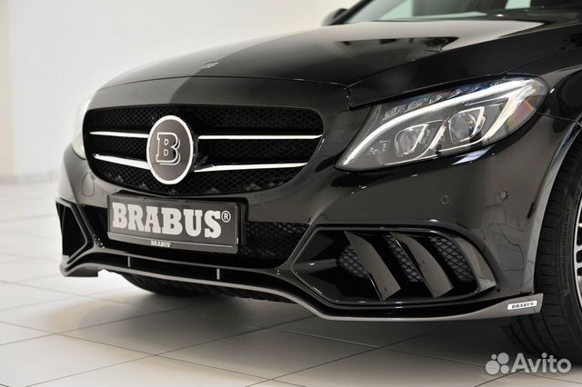 Brabus эмблема в решетку на Mercedes Benz E, GL, C