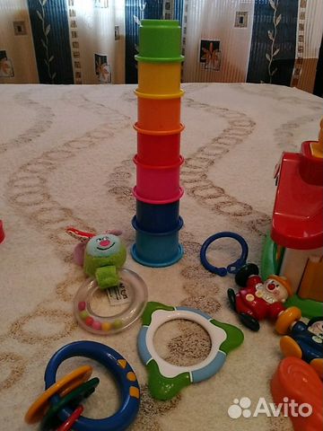 Развивающие игрушки пакетом