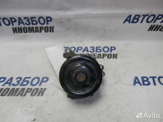 Помпа водяная для Toyota Avensis T250 Помпа водяная для Toyota Avensis T250