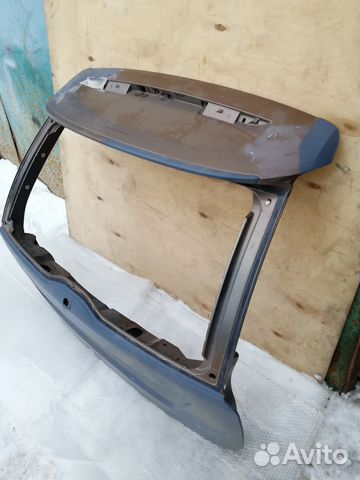 Крышка багажника Volvo XC 60 Крышка багажника Volvo XC 60