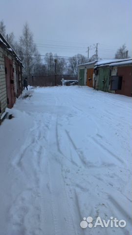 Гараж, > 30 м²