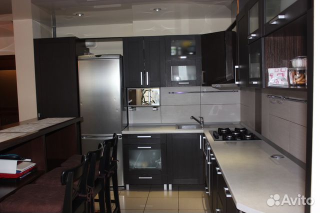 3-к квартира, 93 м², 8/10 эт.