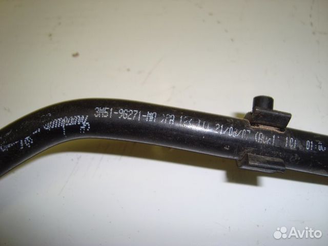 Патрубок абсорбера топливных паров Ford Focus 2 Патрубок абсорбера топливных паров Ford Focus 2