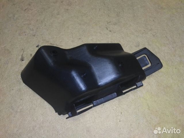 Кронштейн бампера задний правый Ford Focus 3 CB8